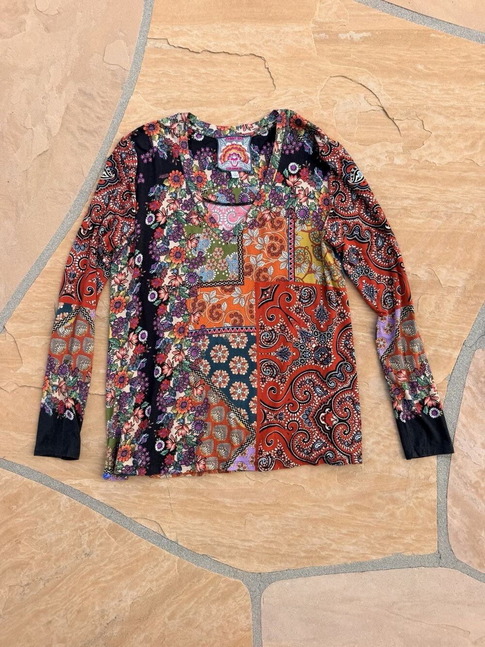 Johnny Was Womens Size XS Moa Favorite Paisley V Neck Tee Long Sleeve Top